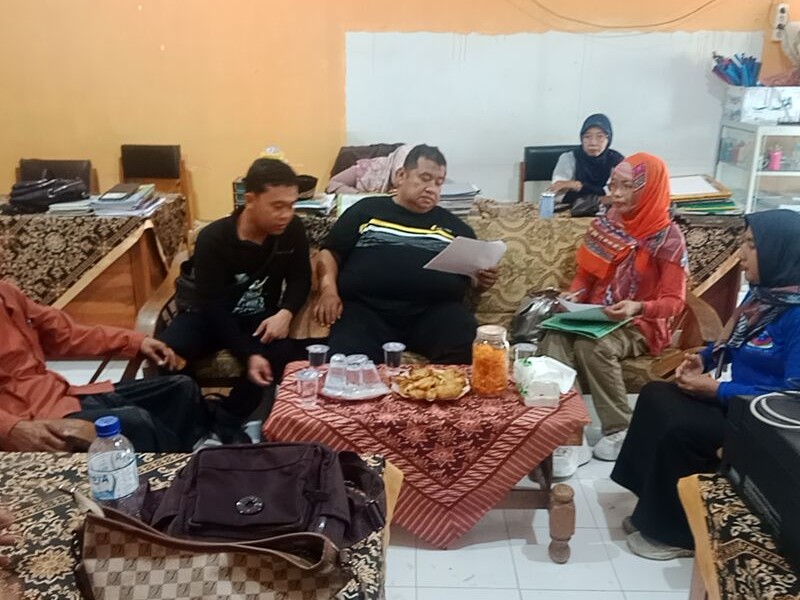 MONITORING BAGIAN ASET DAERAH DARI DINAS PENDIDIKAN KABUPATEN SITUBONDO