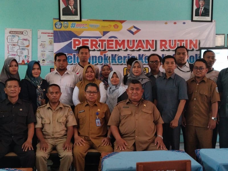 Rapat Operator Sekolah