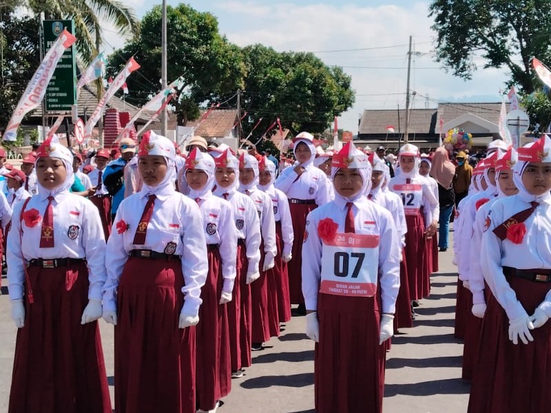 MENGIKUTI LOMBA GERAK JALAN TINGKAT KABUPATEN SITUBONDO TAHUN 2026